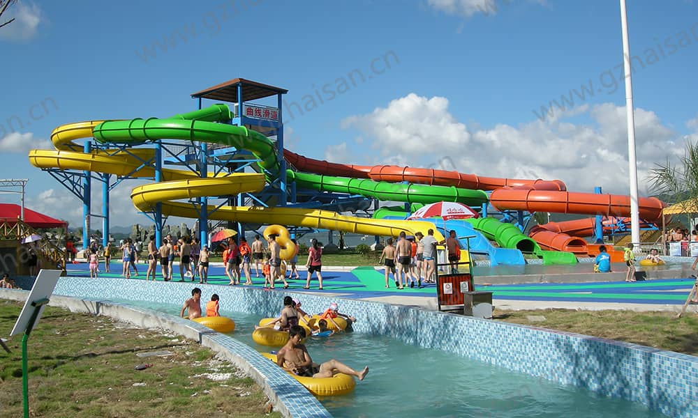 浙江宁波东钱湖水上乐园螺旋组合滑道、漂流河