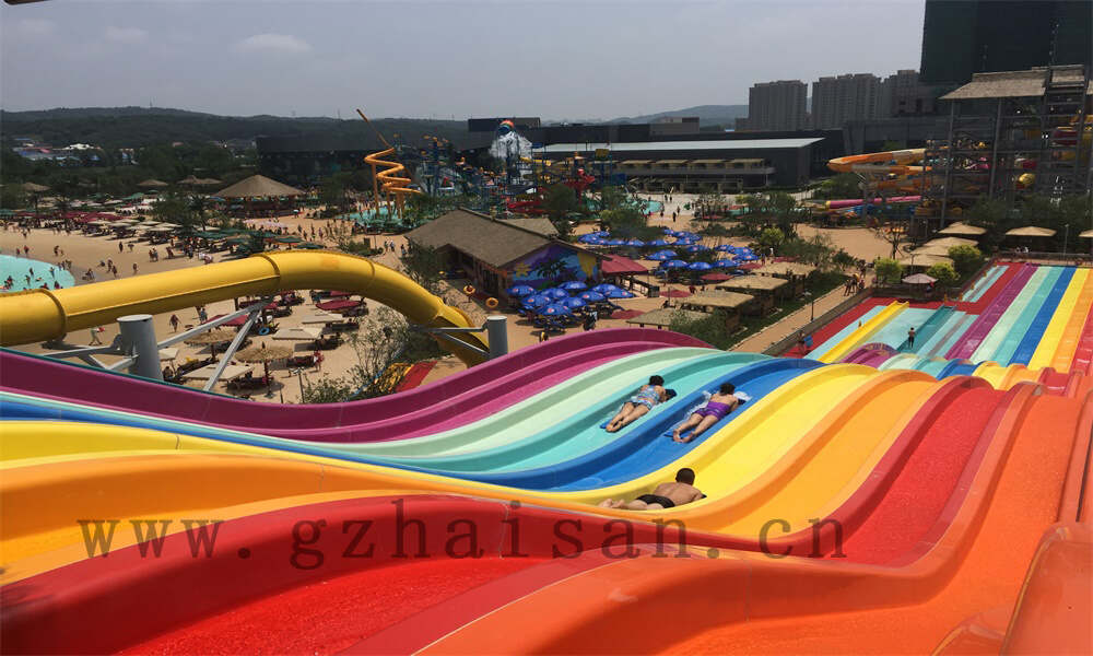 水上游乐设施三个选择要点