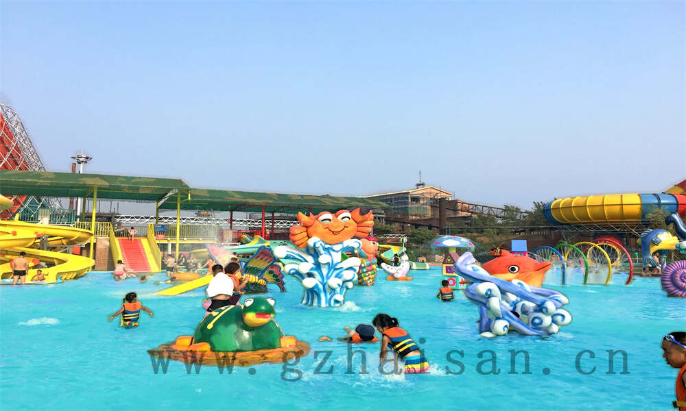 彩虹滑梯闪耀水上乐园，刺激畅玩不容错过