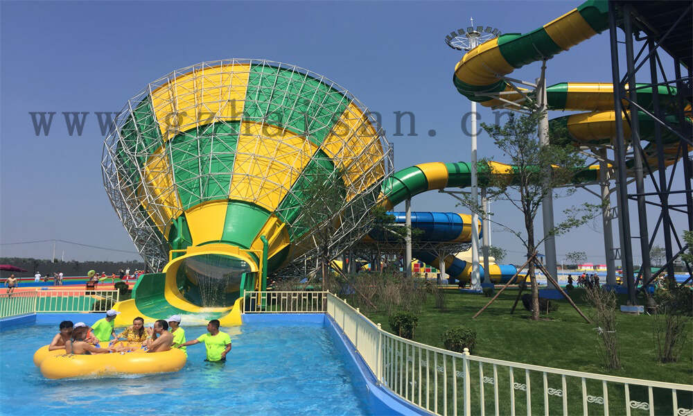 水上游乐设施滑梯厂家：打造刺激水上乐园体验